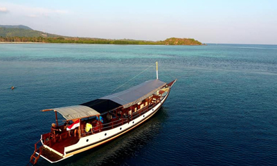 Cap'n Chris Eco Boat Tours Karimunjawa